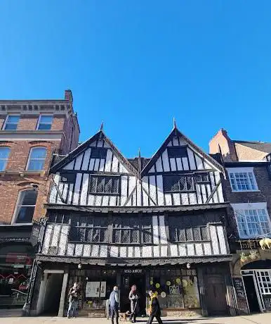 York Terror Trail (Outside Golden Fleece pub)