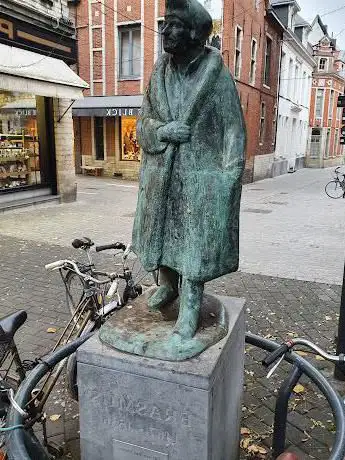 Statue Erasme
