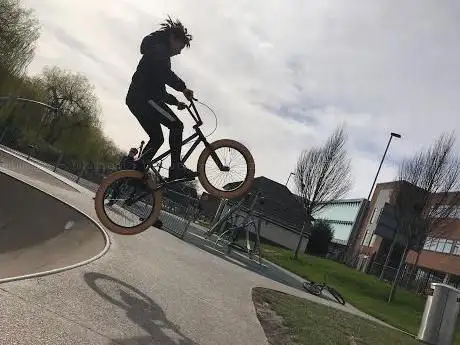 Photo de Stafford Outdoor Skate Bowl