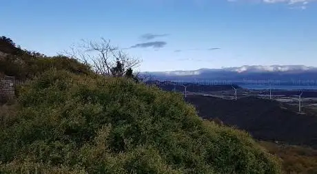 Photo de Monte di Sant Ambrogio