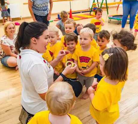 Tumble Tots Childrens Activities Penistone (between Huddersfield & Sheffield)