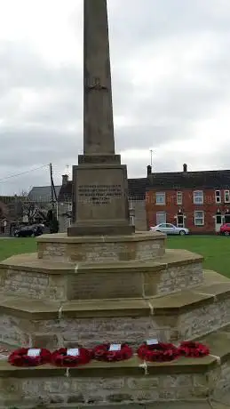 Photo de Woodford War Memorial