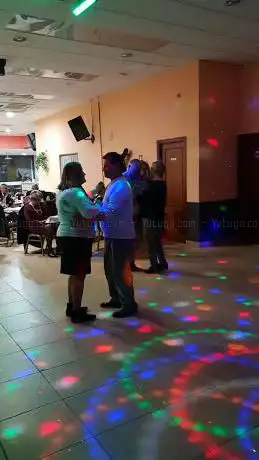 Crysdy Sala Latina