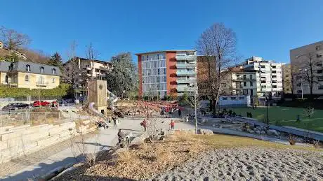 Photo de Basketball playground
