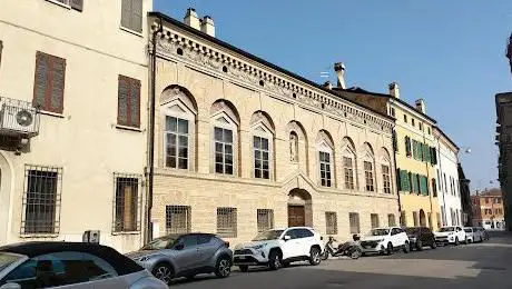 Photo de Maison de Giulio Romano