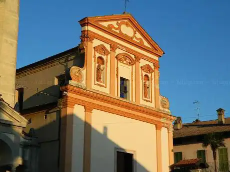 Photo de Church of Saint John Baptist