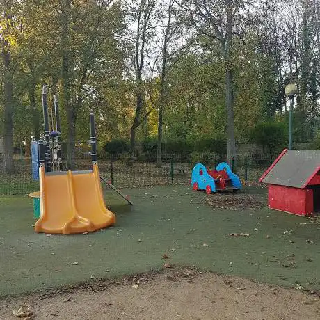 Photo de Aire De Jeux Enfants De Marly La Ville