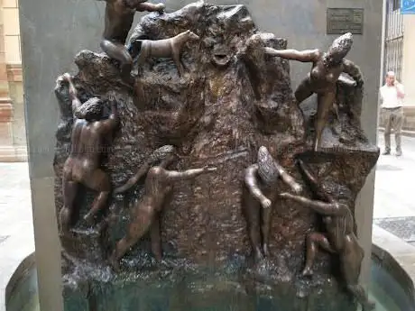 Photo de Fuente El baño de Diana