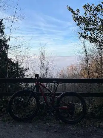 HÃ¶ckler Jump line