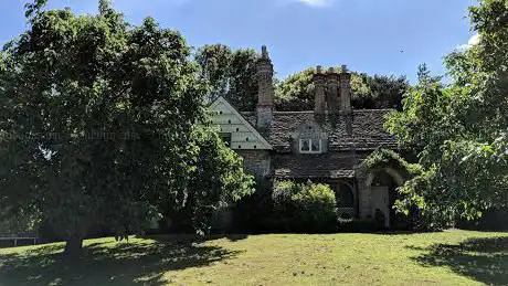 Double Cottage