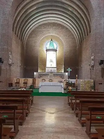 Photo de Church of the Immaculate Conception of Saint Mary