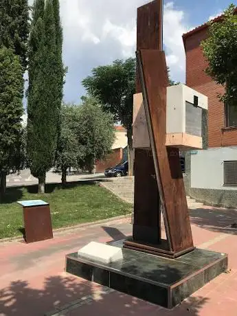 Escultura Agermanament Calcinaia-Vilanova del Cami