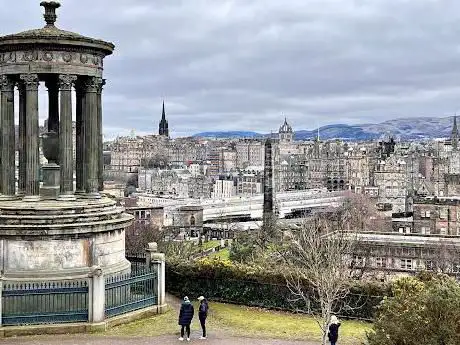 Photo de Steps to Calton Hill