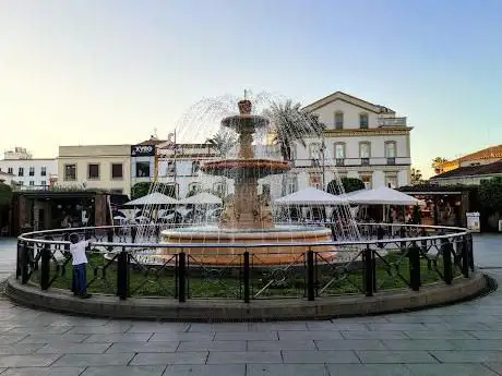 Photo de Spain Square