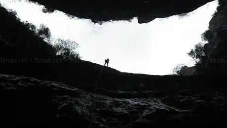 Photo de EL TEJO GuÃas de Montaña Naturaleza y Aventura