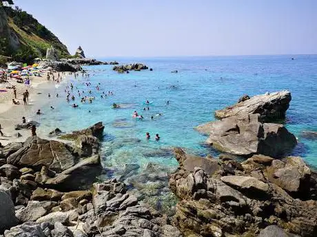 Photo de Spiaggia Michelino