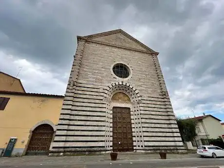 Photo de Eglise catholique Saint-Francois Pistoia