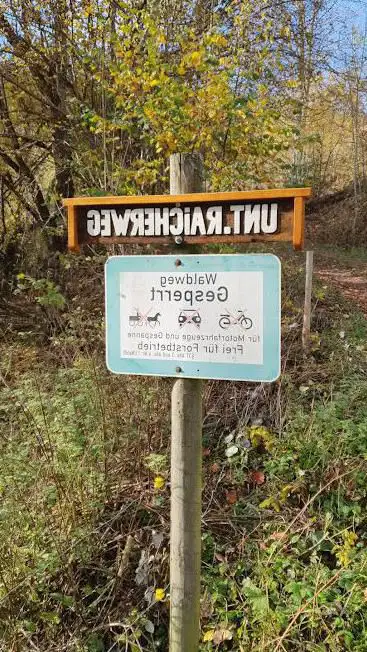 Unterer Raicher Weg Wanderweg
