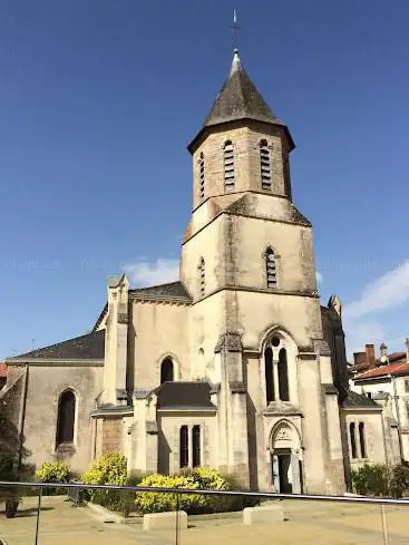 Photo de église Sainte-Croix d'Aixe-sur-Vienne