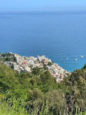 Photo de Area Pic Nic Montepertuso