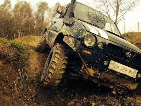 TRIAL TEAM 4X4