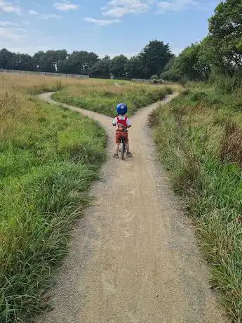 Stratton School Bike Trail