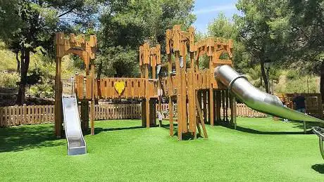 Photo de Playground at the Cave