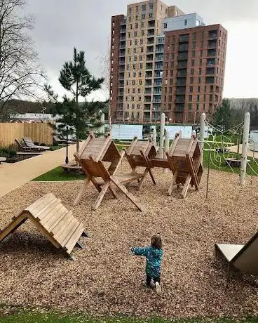 Photo de Clarendon play area