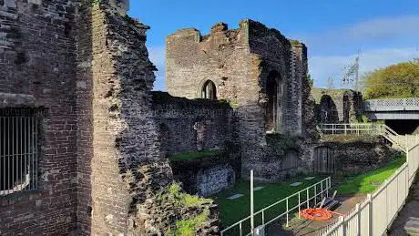 Photo de Newport Castle