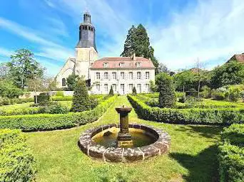 Collège Royal et Militaire de Thiron-Gardais
