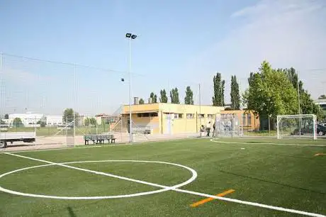 Photo de Centro Sportivo via Newton
