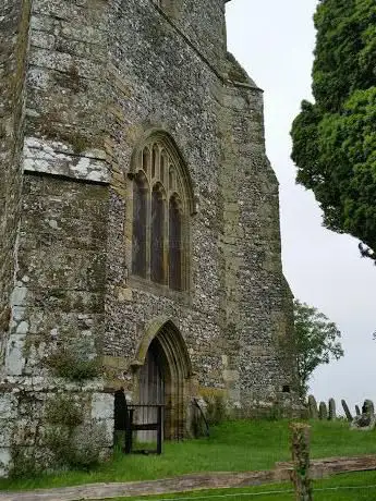 Photo de Old Hamsey Church