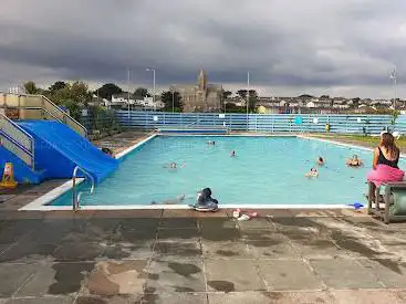 Hayle Swimming Pool