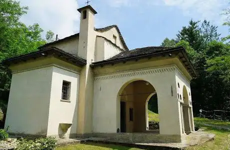 Photo de Madonna della Neve del ponte antico