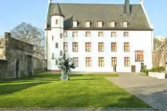 Ludwig Museum im Deutschherrenhaus Koblenz