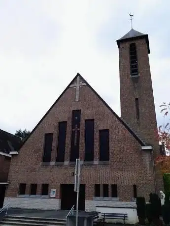 Eglise Sainte Croix De La Futaie