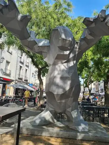 Photo de Le Monstre - Xavier Veilhan