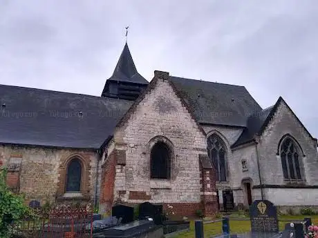 Église catholique Saint-Sylvain à Mautort d'Abbeville et son Cimetière