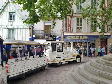 PETITS TRAINS TOURISTIQUES LE BAYON VANNES