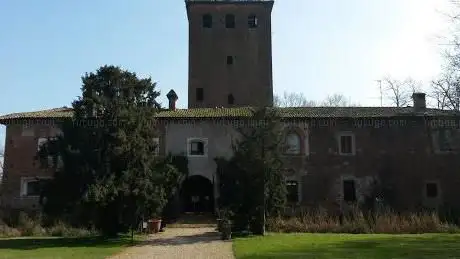 Photo de Castello di Sant'Alessio