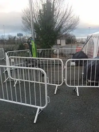 Photo de Sealand Road Park & Ride