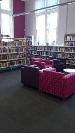 Highfield Library and Family Centre