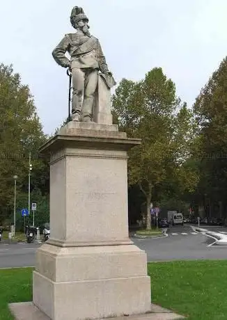 Photo de Monumento Re Vittorio Emanuele II Re de sass