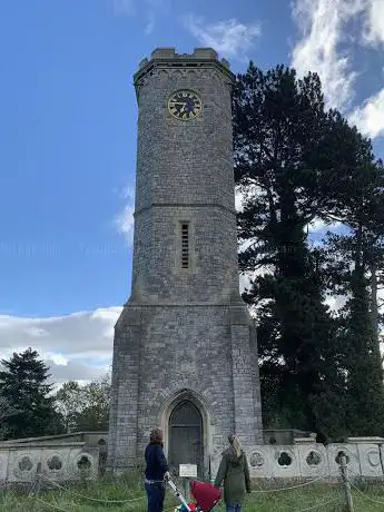 Photo de Hollywood Estate Folly Tower