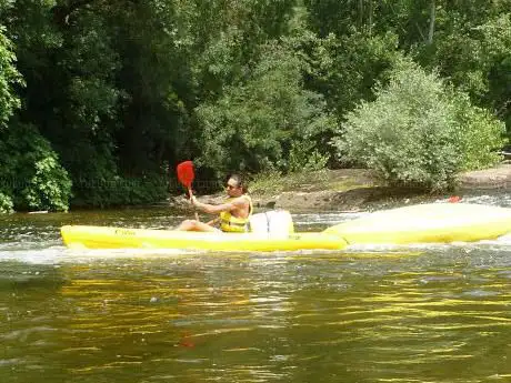 Photo de Aquacauss Location de canoë kayak dans les Gorges de l'Aveyron