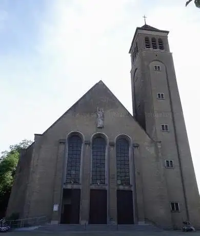 église Sint-Elisabeth de Kortrijk