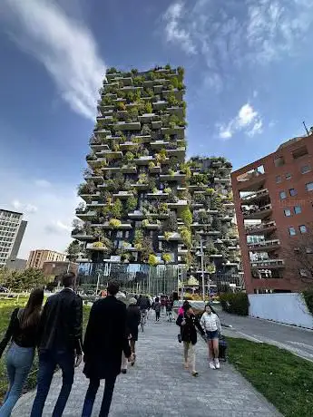 Photo de Passeggiata Luigi Veronelli