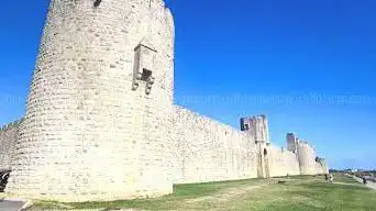 Photo de Queen's Gate