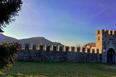 Photo de Castello di Sormano