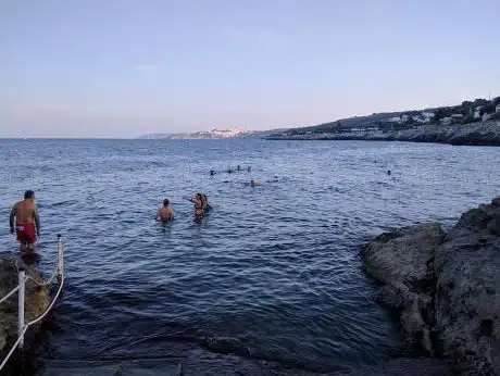 Photo de Spiaggia di Marina della Torre (Il Fiume)